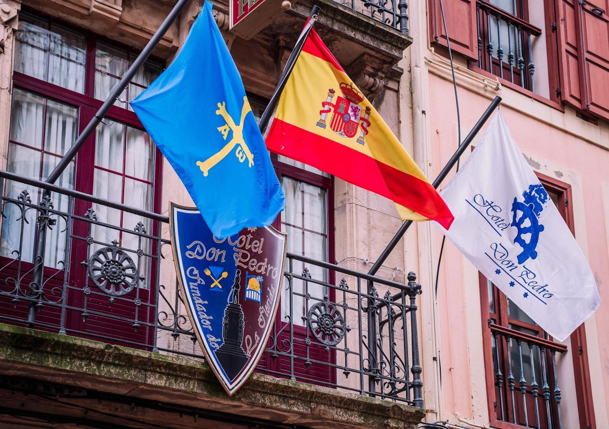 Don Pedro Hotel Avilés Buitenkant foto